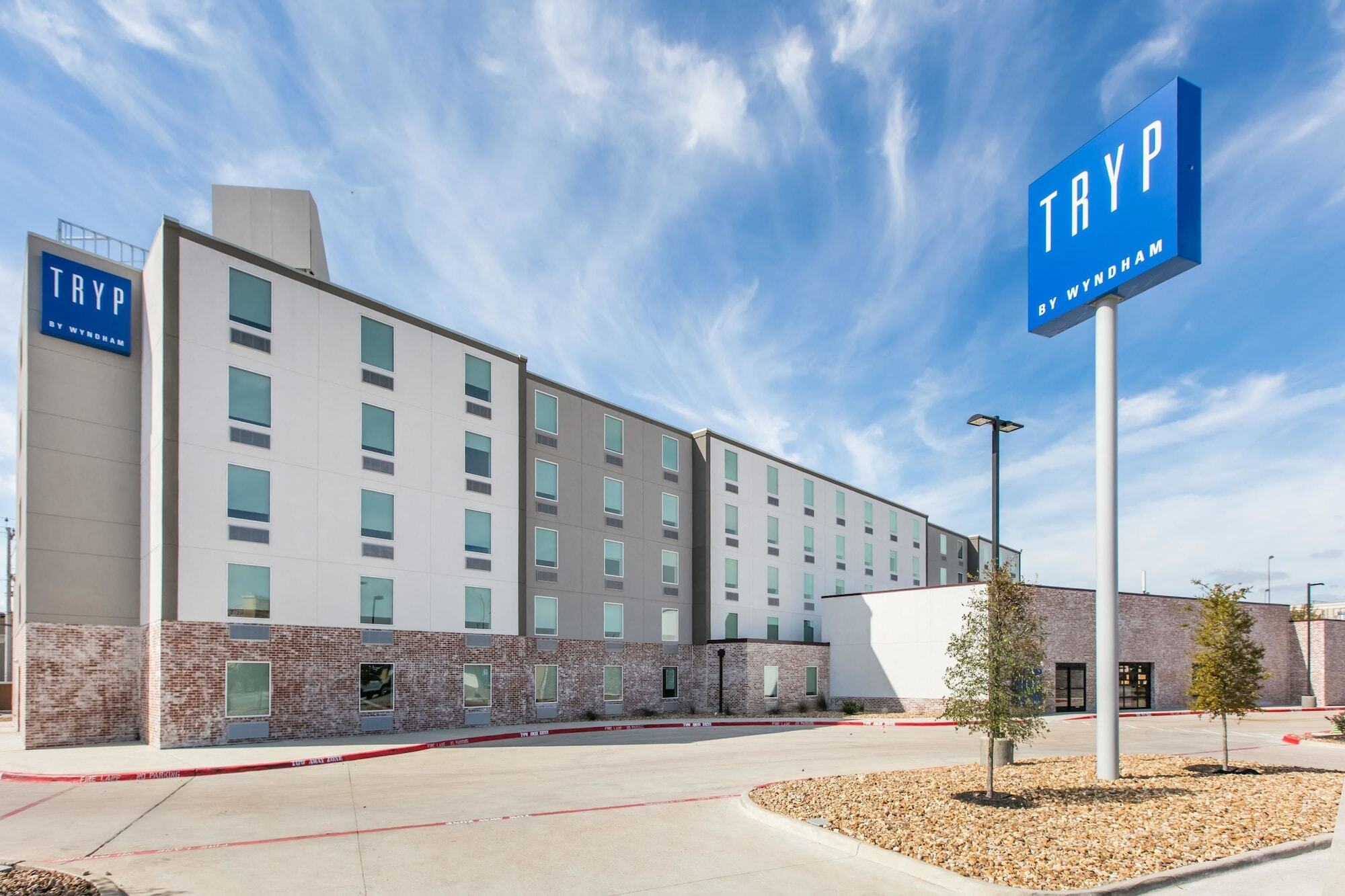 Hotel Tryp By Wyndham College Station Exterior foto